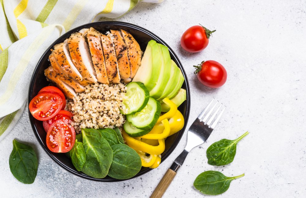 kall kyckling med quinoa och grönsaker.jpg